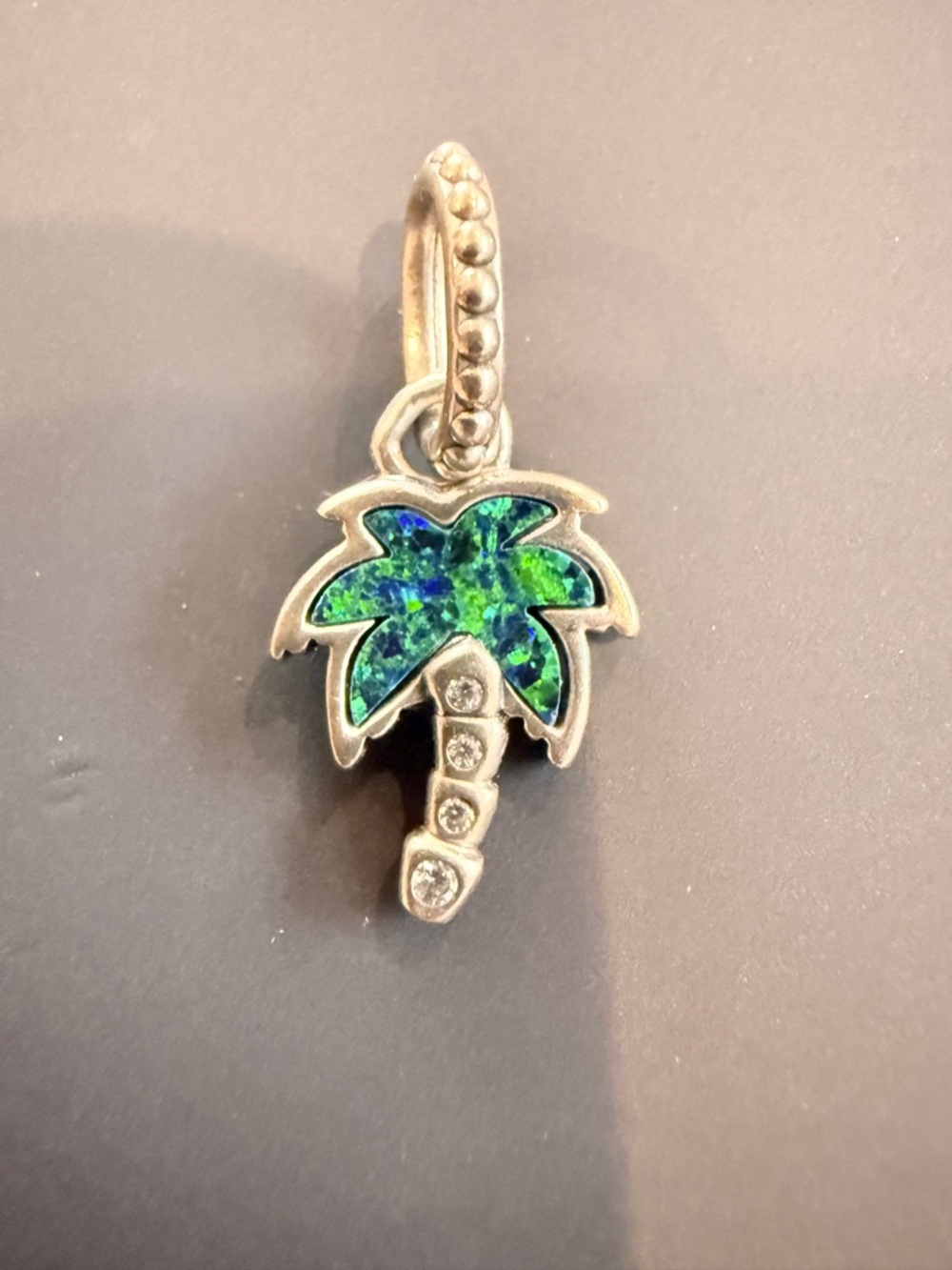 Pandora Opalescent Green Palm Tree